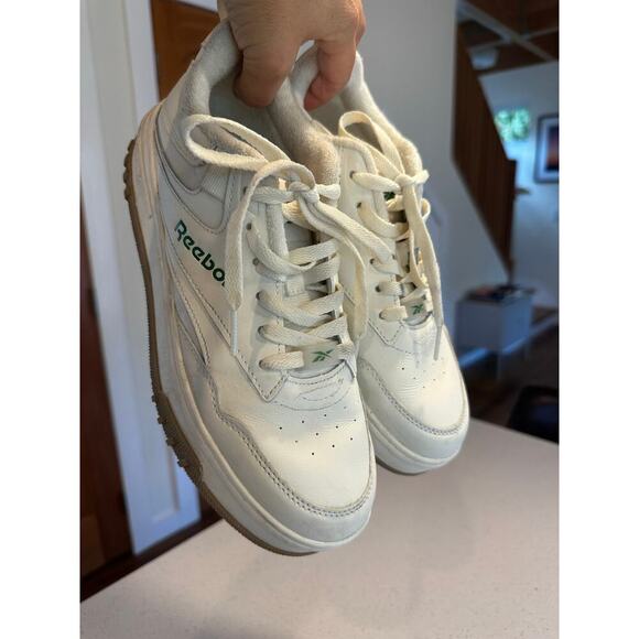 Reebok Women's 9 Club C Extra Platform Sneakers White Green - Picture 7 of 9